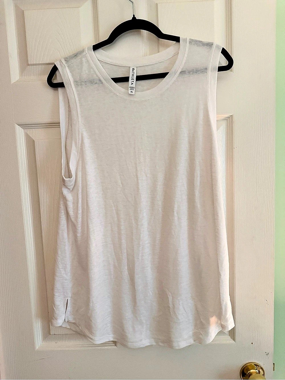 Athleta Getaway Linen Blend Muscle Tank White XL